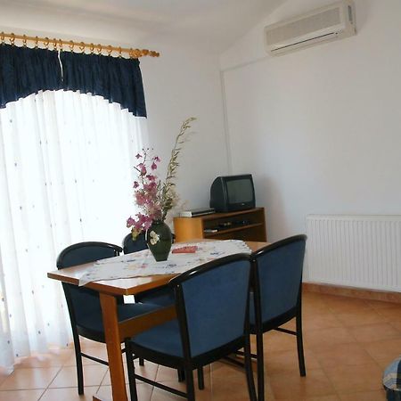 Apartmani Bauk 波雷奇 外观 照片