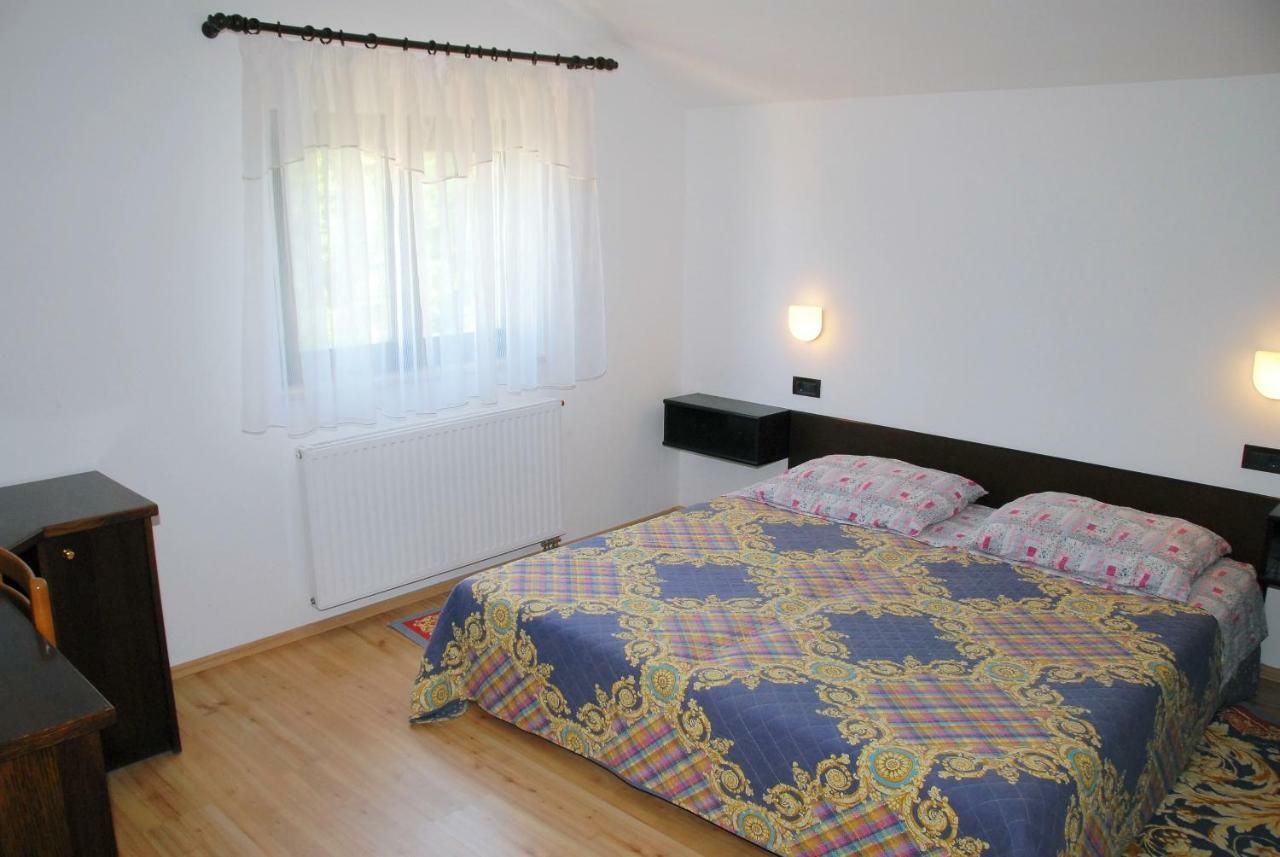 Apartmani Bauk 波雷奇 外观 照片