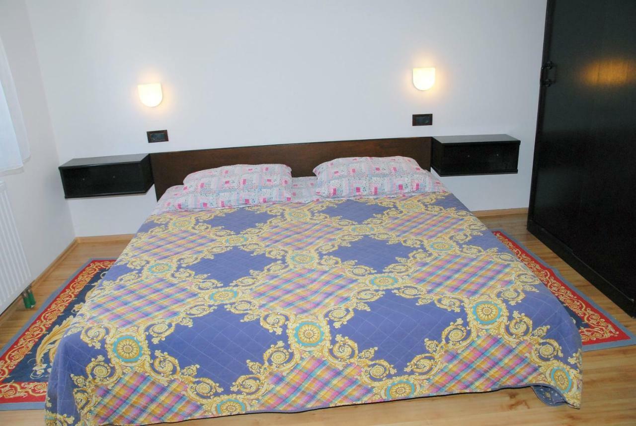 Apartmani Bauk 波雷奇 外观 照片