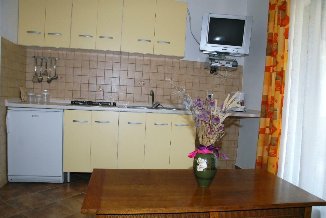 Apartmani Bauk 波雷奇 外观 照片